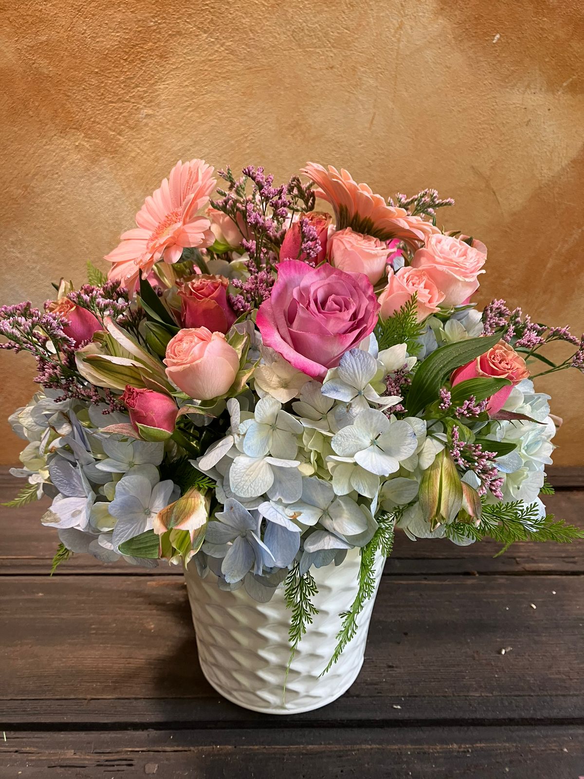 Cubetita con gerberas